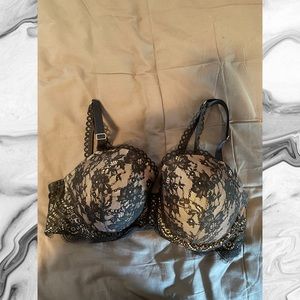 victoria’s secret lace bra